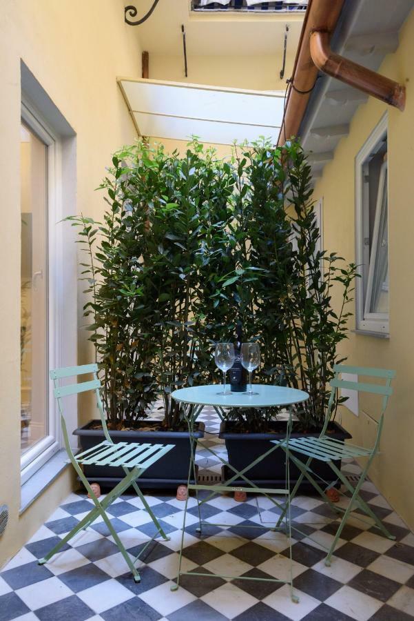 Vivaldi Luxury Suites Florencia Exterior foto