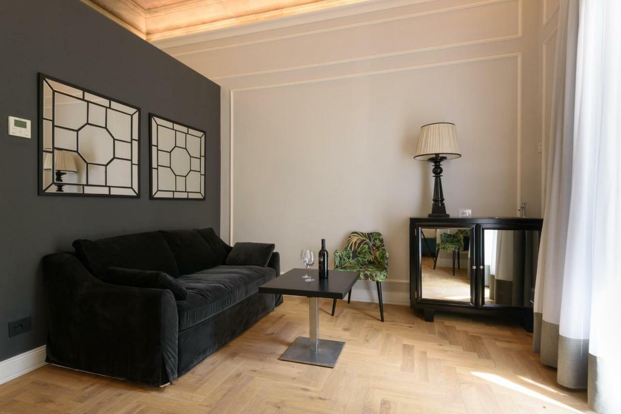 Vivaldi Luxury Suites Florencia Exterior foto