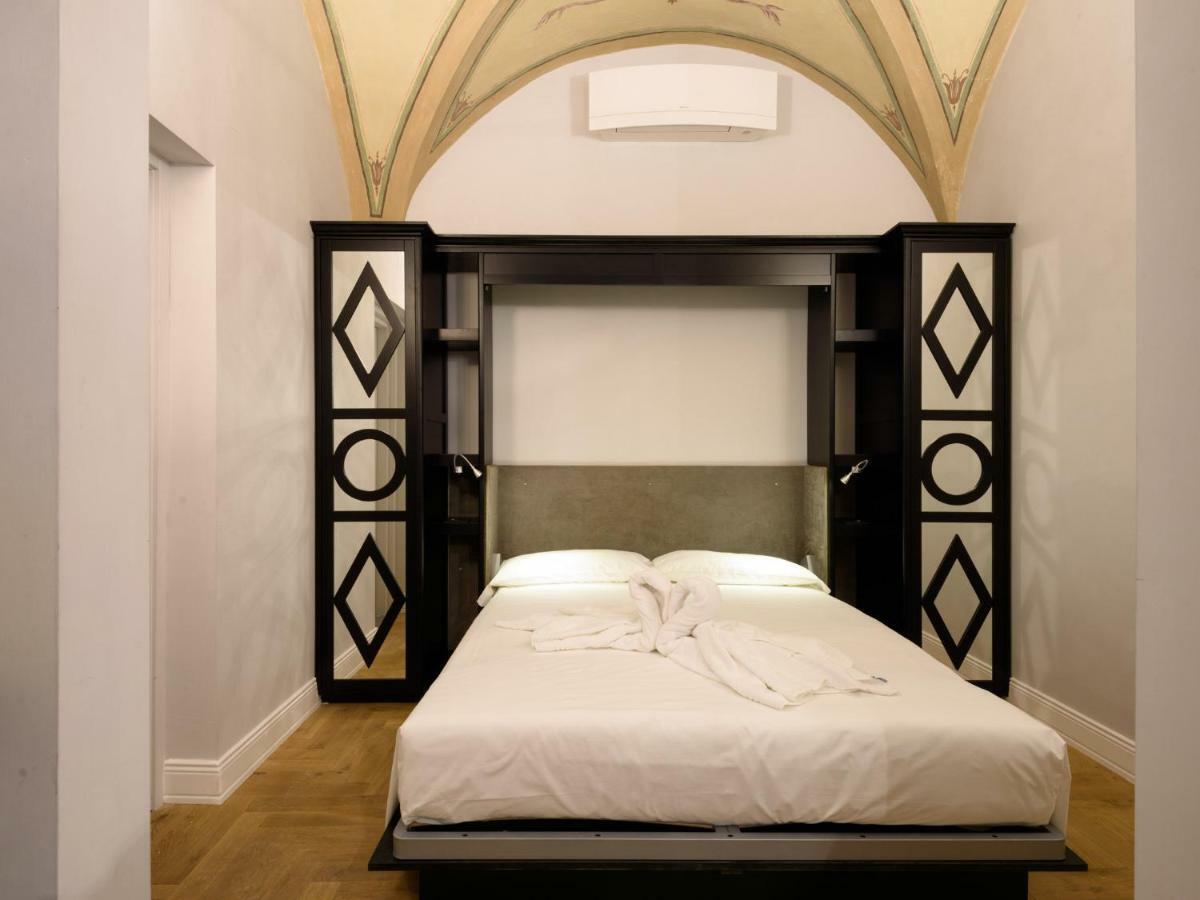 Vivaldi Luxury Suites Florencia Exterior foto