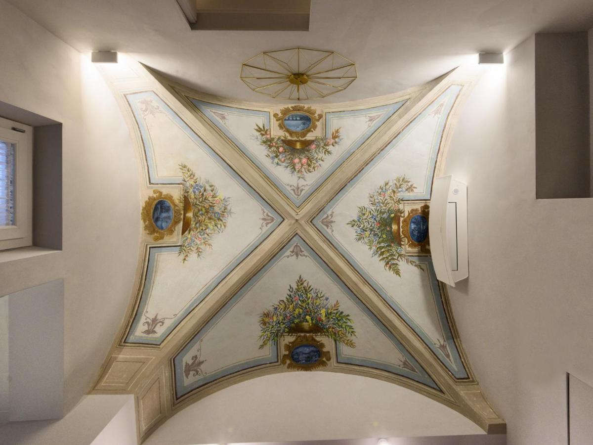 Vivaldi Luxury Suites Florencia Exterior foto